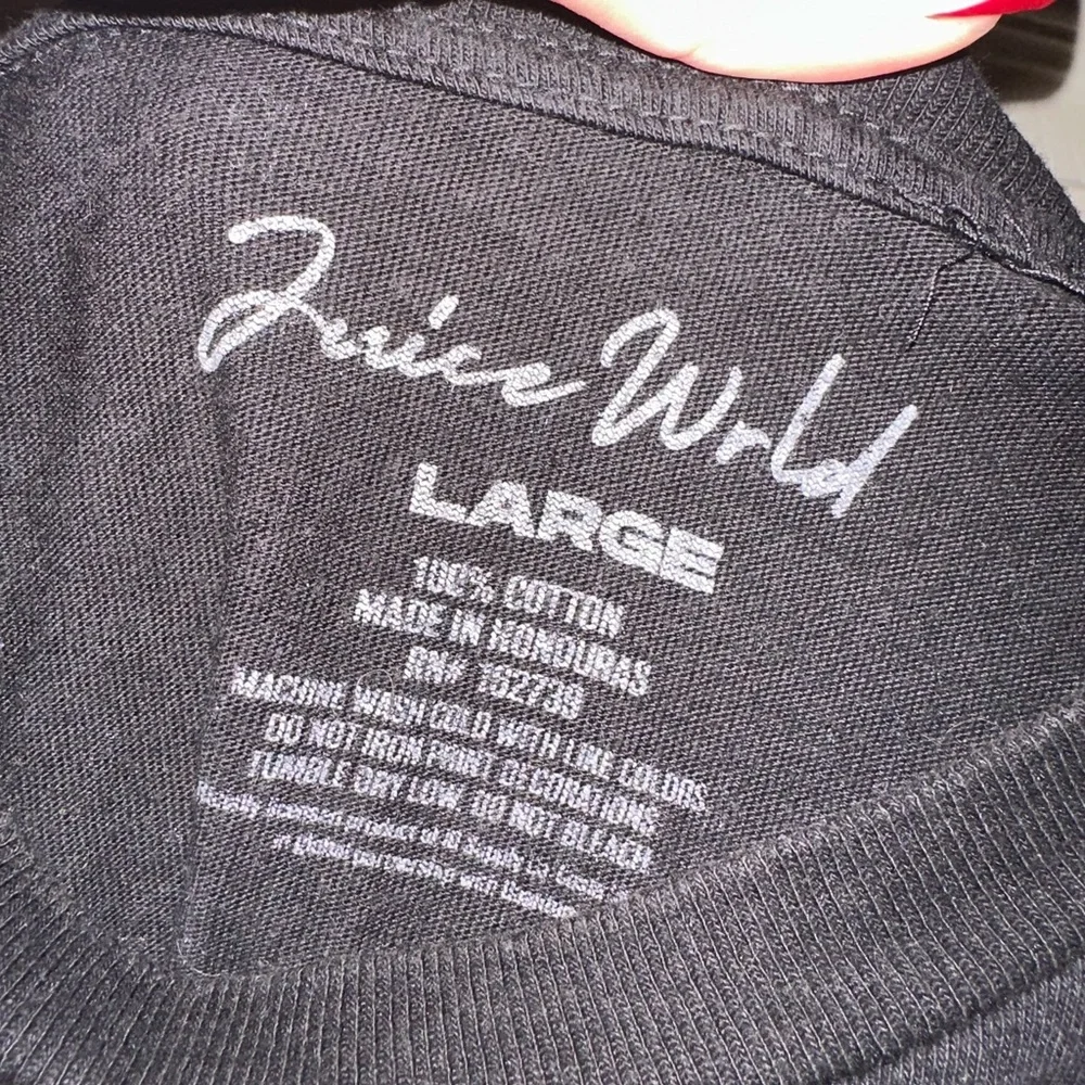 Juice Wrld Black Graphic T-Shirt Purple and Yellow Accents L music streetwear